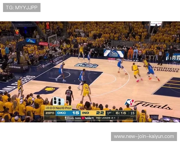 哈利伯顿大范围调度，助攻队友空位命中