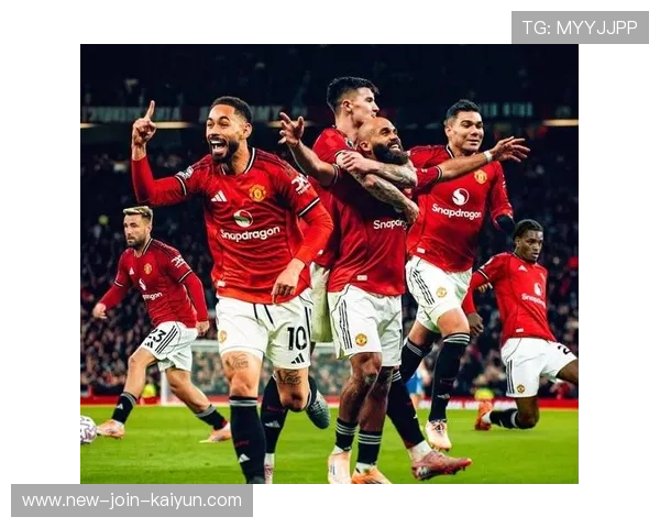 曼联全力备战英超焦点战，争四之路艰难